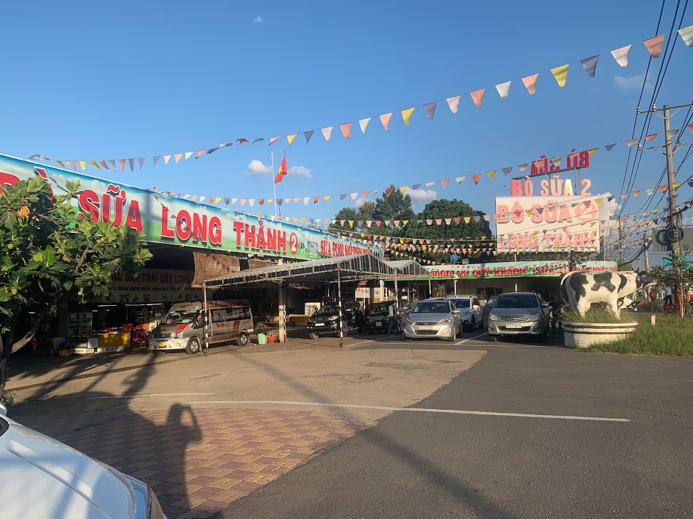 tram-dung-chan-bo-sua-long-thanh