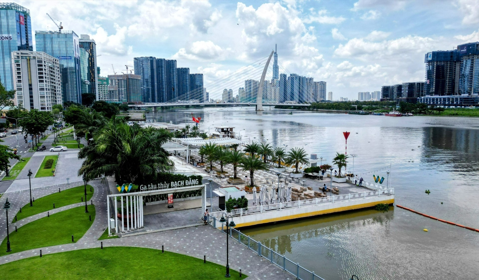 cong-vien-ben-bach-dang-04